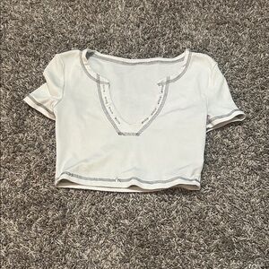 Women's White Short Sleeve Ribbed Crop Top with Contrast Stitching